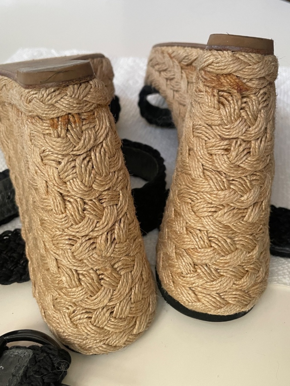 Stuart Weitzman Alexlo Crochet braided Black Wedge Sandals size 8.5 - Picture 10 of 11